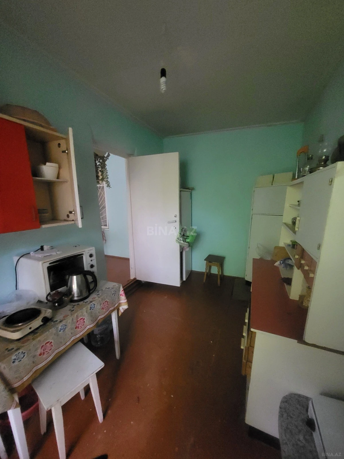 Satılır 6 otaqlı həyət evi 200 m²