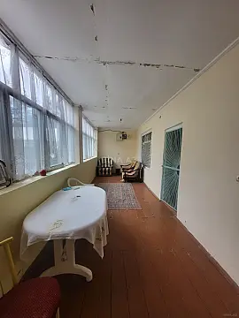 Satılır 6 otaqlı həyət evi 200 m²