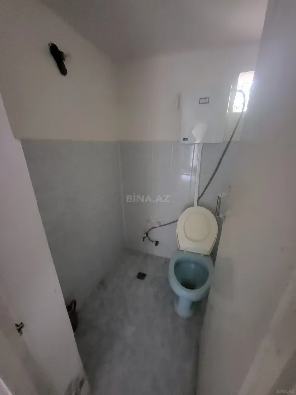 Satılır 6 otaqlı həyət evi 200 m²