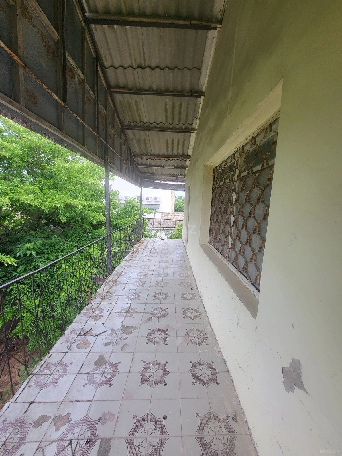 Satılır 6 otaqlı həyət evi 200 m²