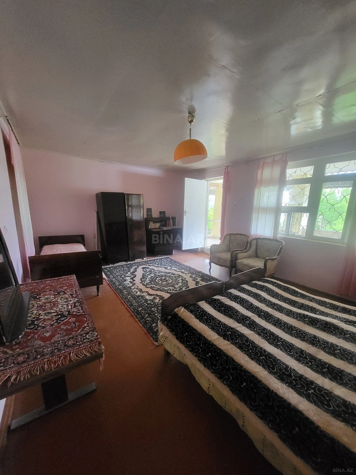 Satılır 6 otaqlı həyət evi 200 m²
