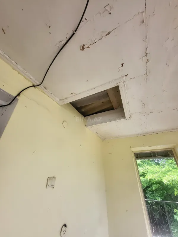 Satılır 6 otaqlı həyət evi 200 m²