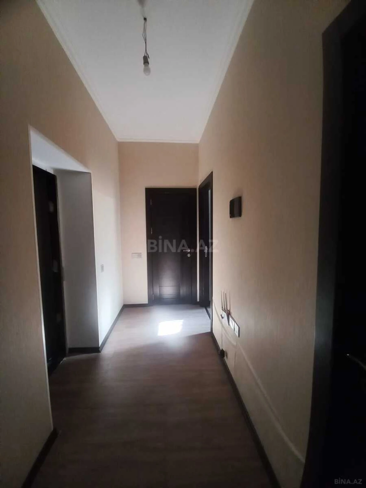 Satılır 2 otaqlı mənzil 62 m²