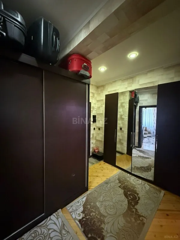 Satılır 2 otaqlı mənzil 78 m²