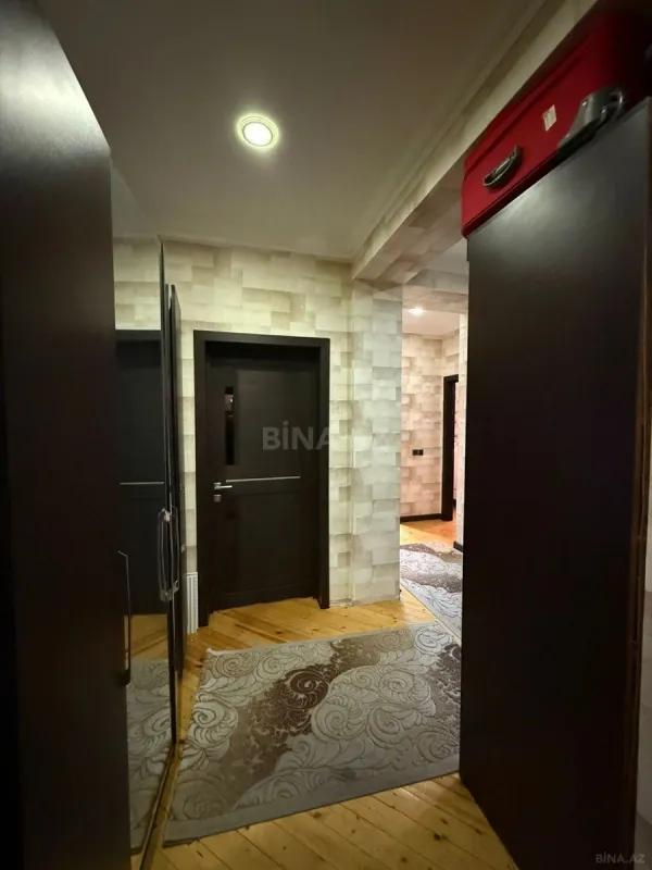 Satılır 2 otaqlı mənzil 78 m²