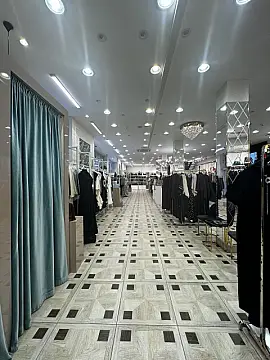 Kirayə verilir obyekt 700 m²