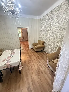 Kirayə verilir 2 otaqlı həyət evi 70 m²