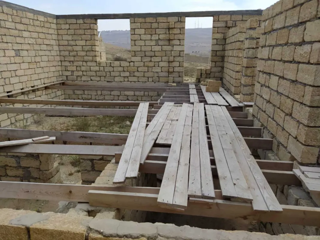 Satılır 4 otaqlı həyət evi 120 m²