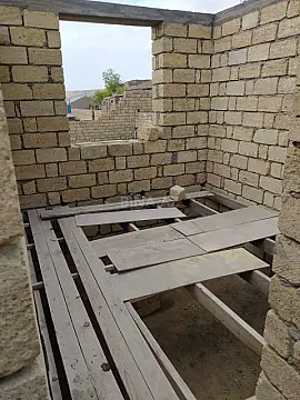 Satılır 4 otaqlı həyət evi 120 m²