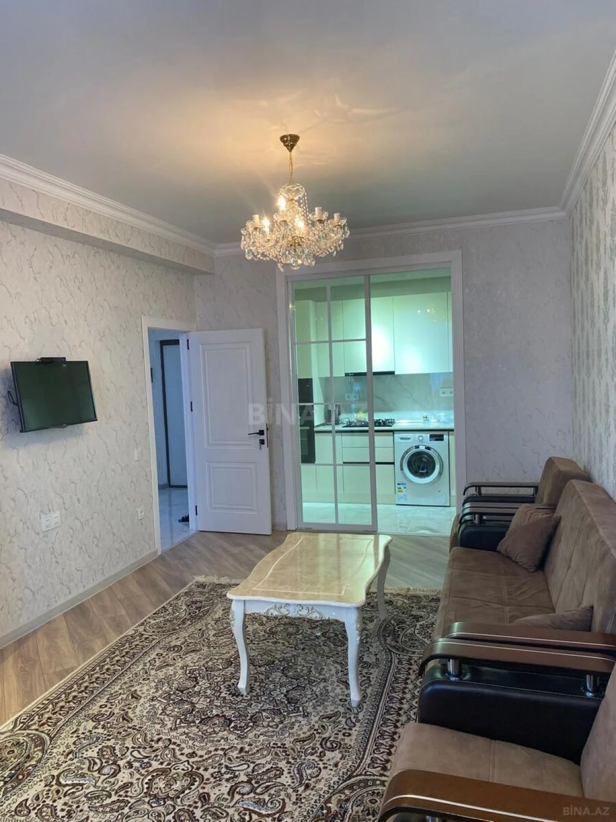 Kirayə verilir 2 otaqlı mənzil 70 m²