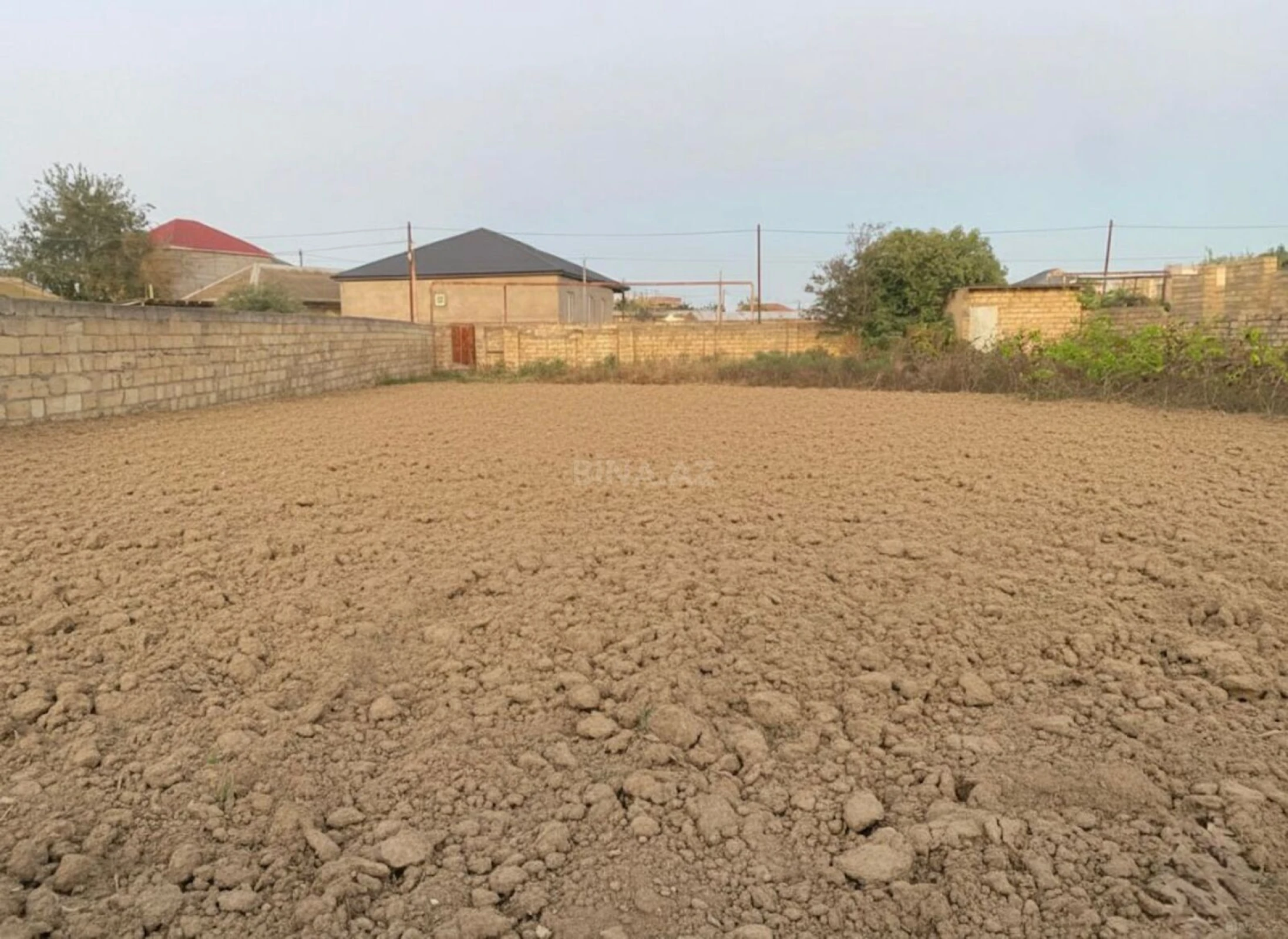 Satılır torpaq sahəsi 10 m²