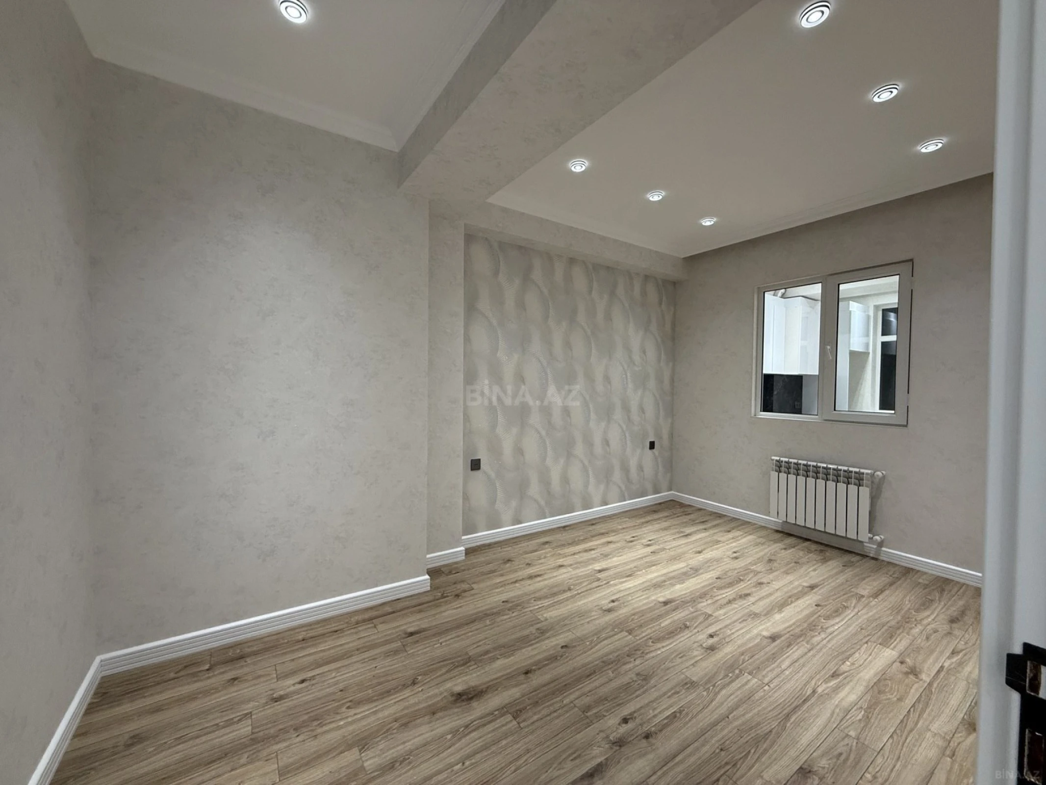 Satılır 3 otaqlı mənzil 82 m²