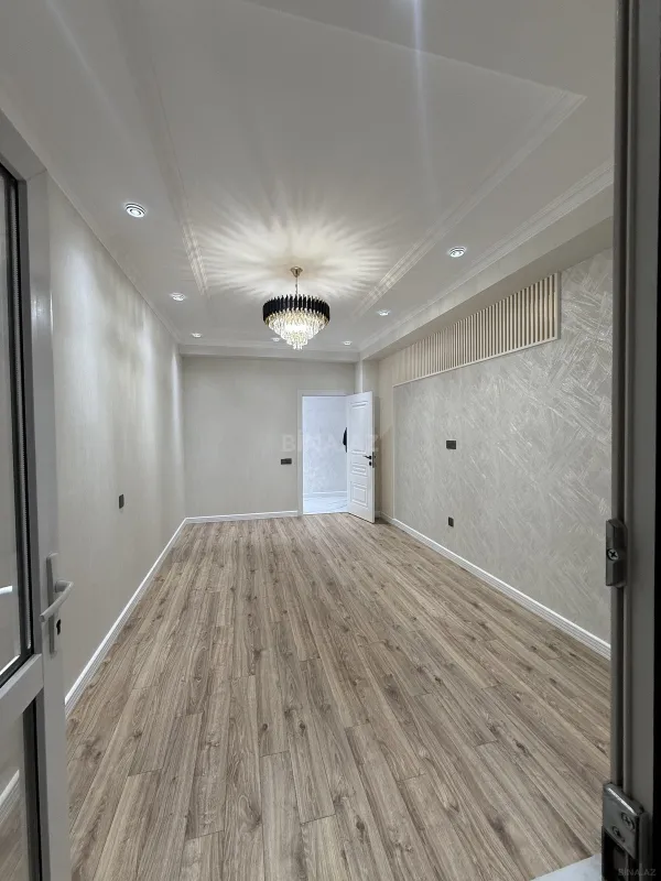 Satılır 3 otaqlı mənzil 82 m²