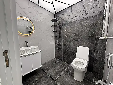 Satılır 3 otaqlı mənzil 82 m²