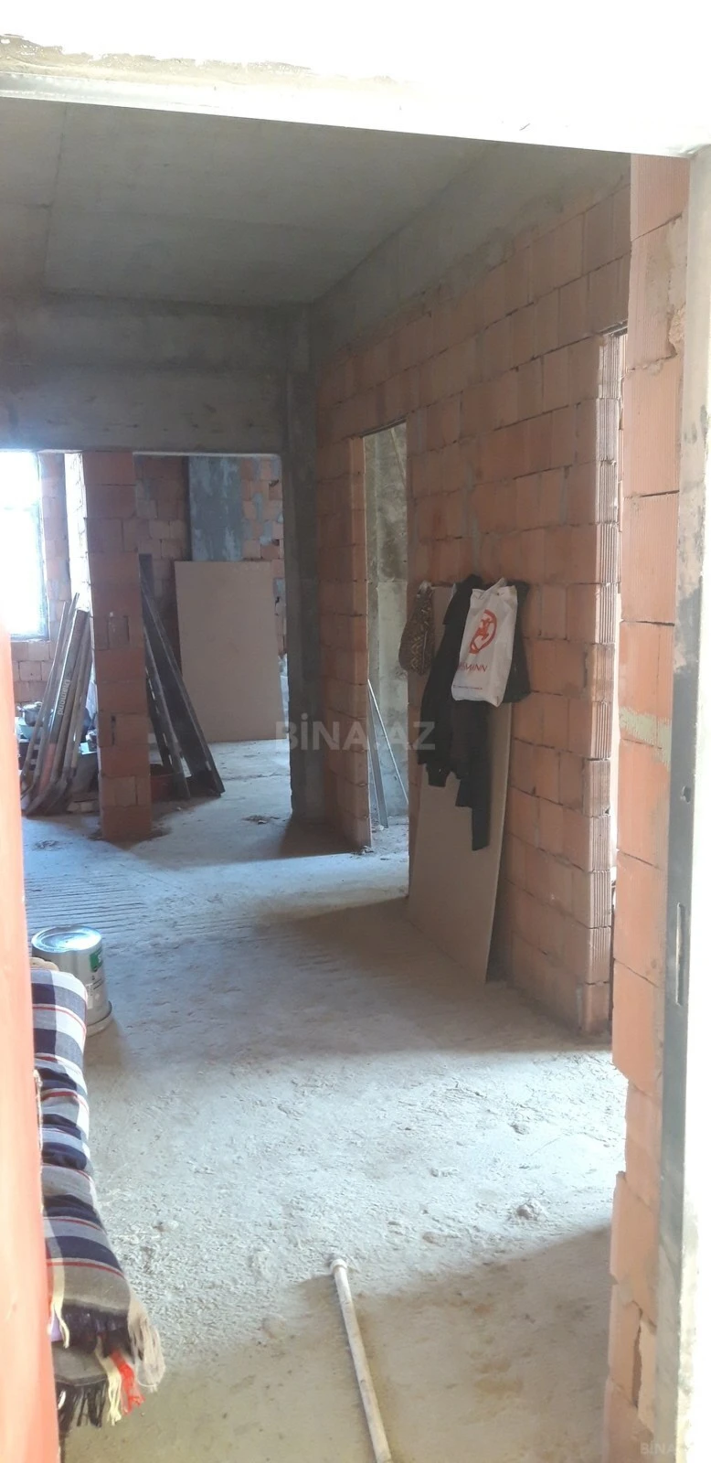 Satılır 3 otaqlı mənzil 90 m²