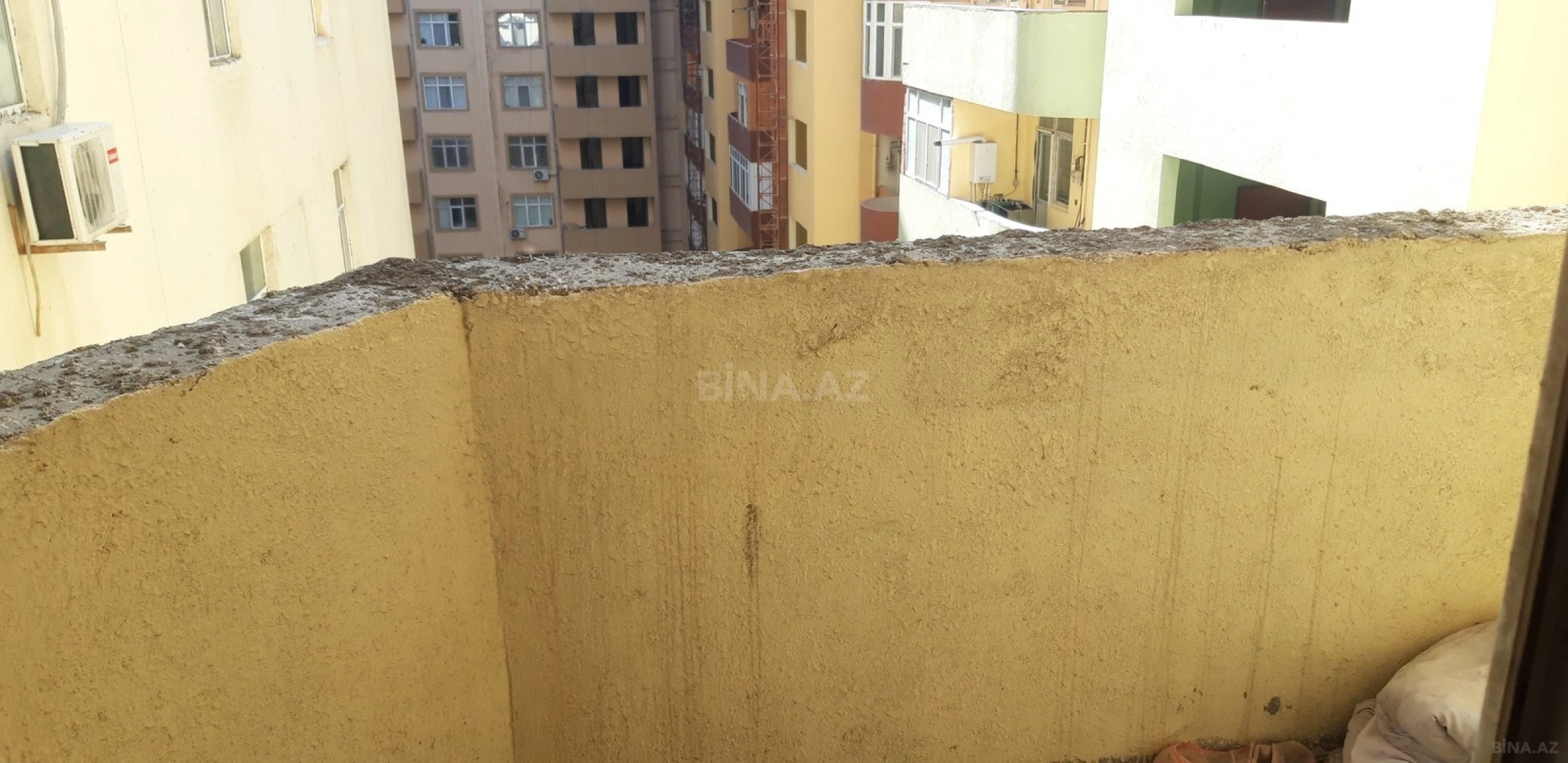 Satılır 3 otaqlı mənzil 90 m²
