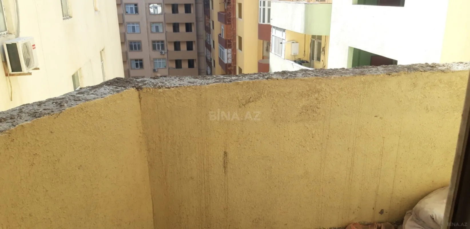 Satılır 3 otaqlı mənzil 90 m²
