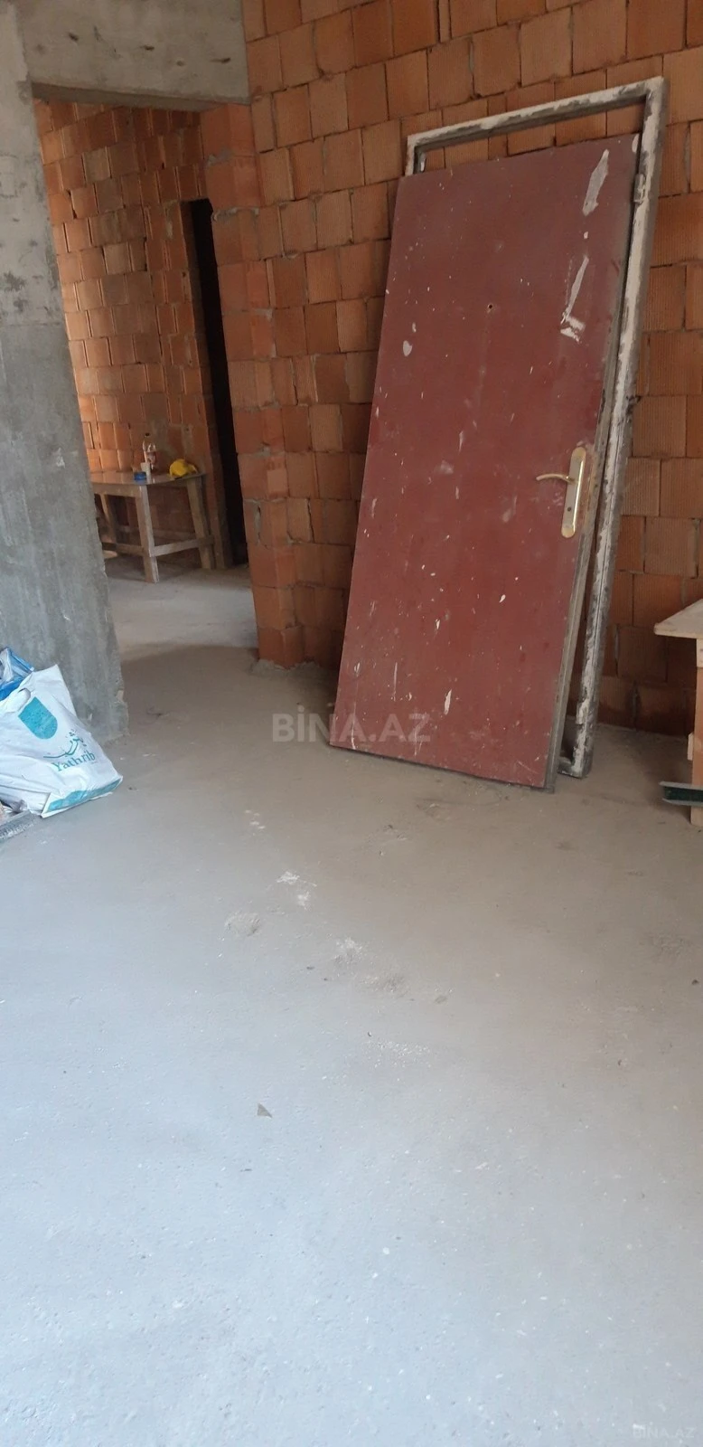 Satılır 3 otaqlı mənzil 90 m²