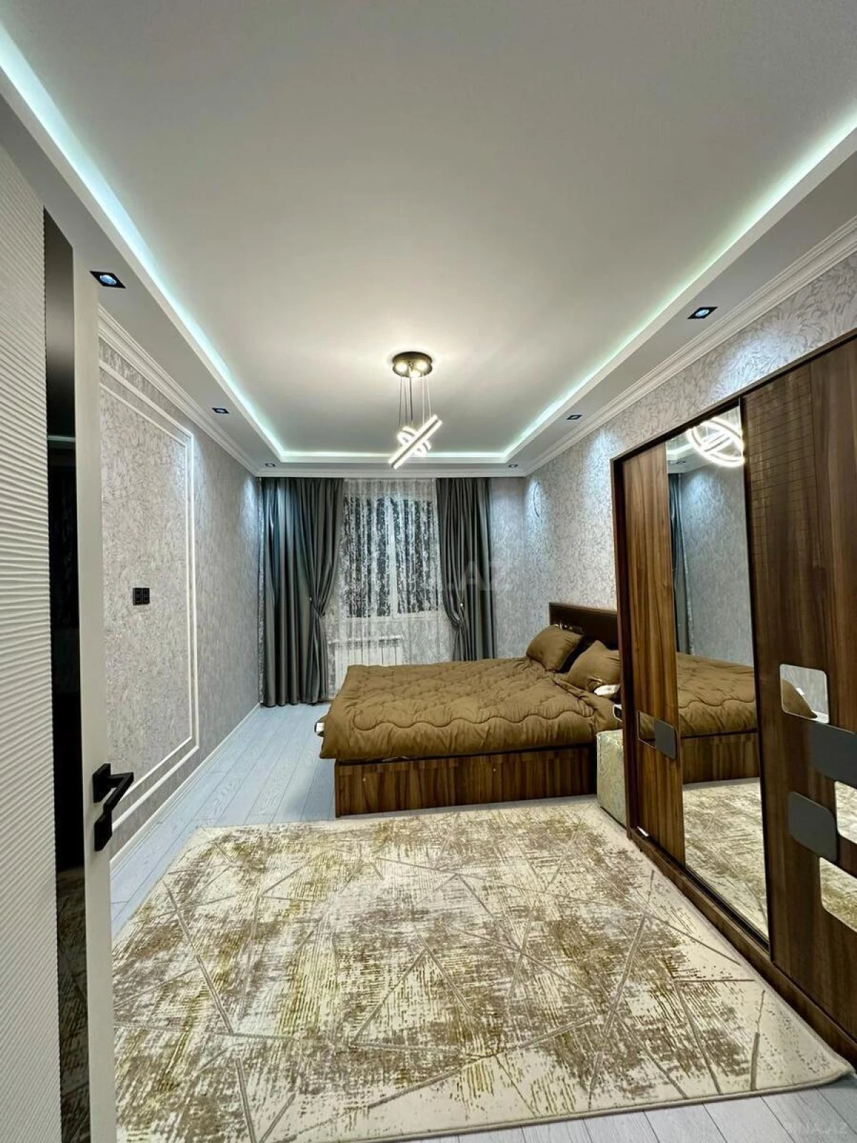 Satılır 2 otaqlı mənzil 60 m²
