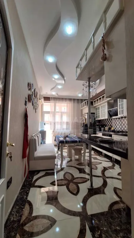 Satılır 2 otaqlı mənzil 98 m²