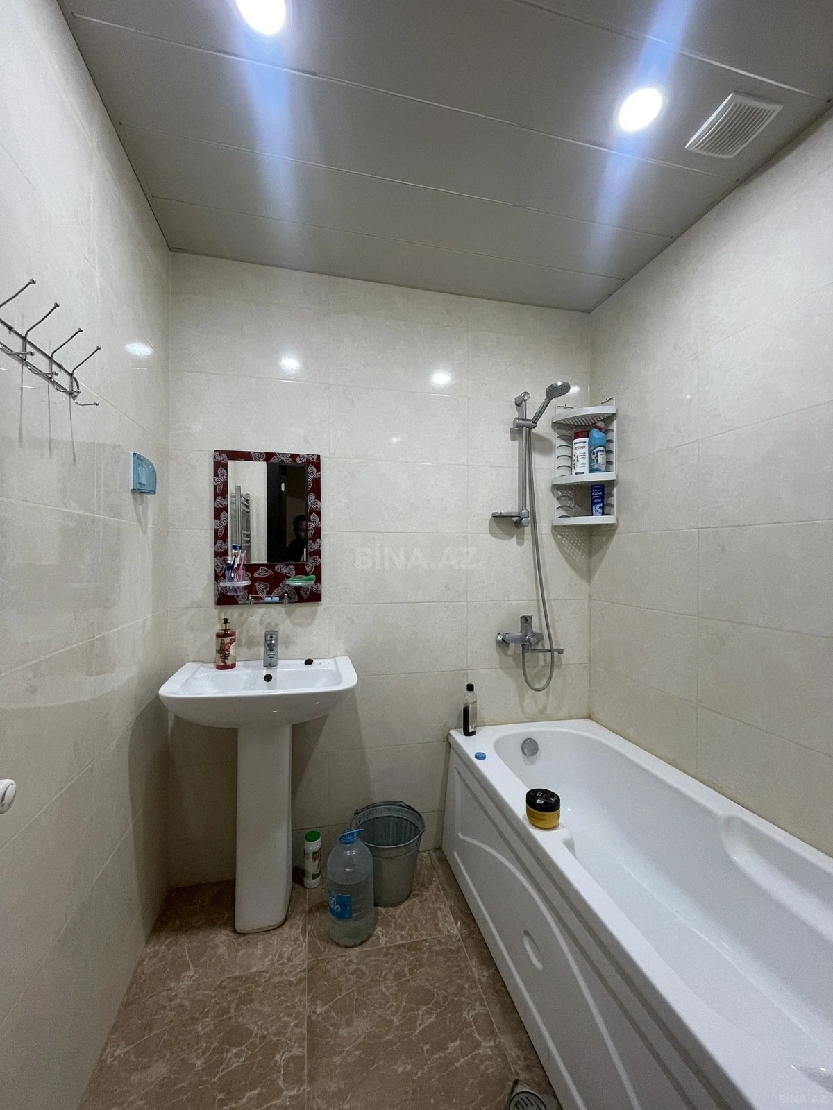 Kirayə verilir 3 otaqlı mənzil 73 m²