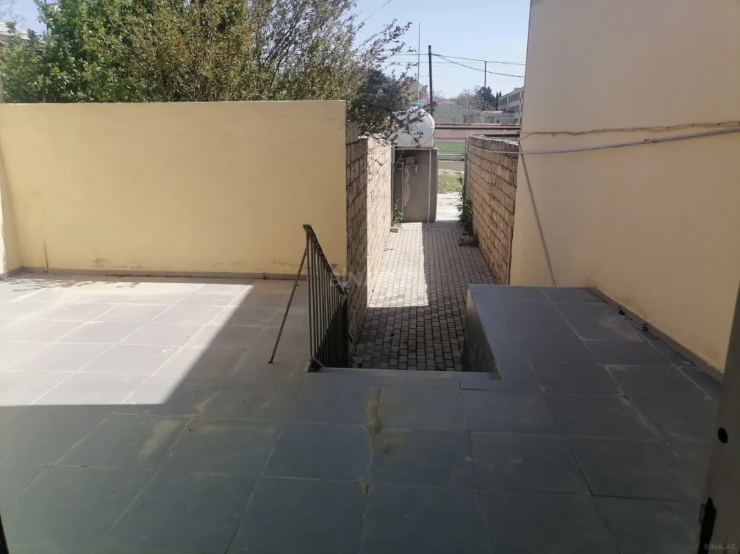 Satılır 2 otaqlı həyət evi 80 m²