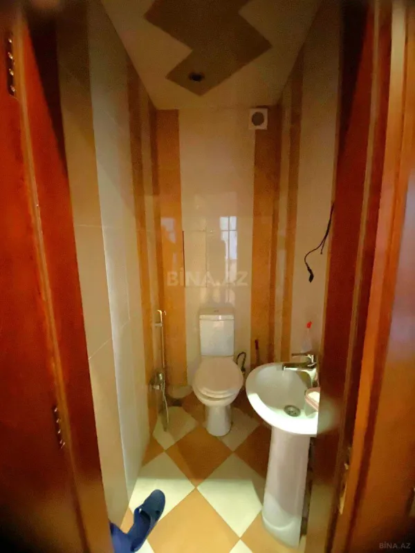 Kirayə verilir 2 otaqlı mənzil 80 m²