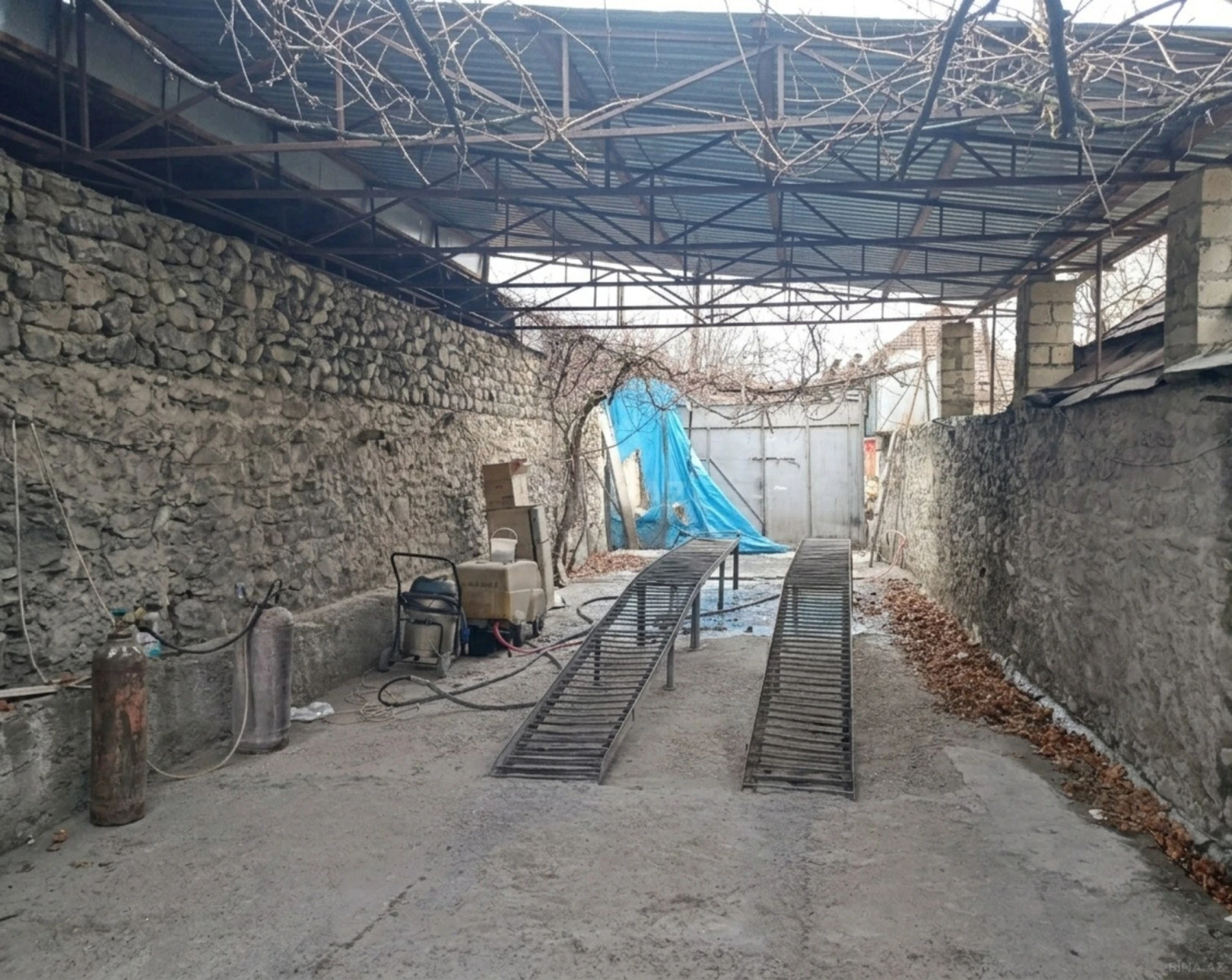 Satılır obyekt 100 m²