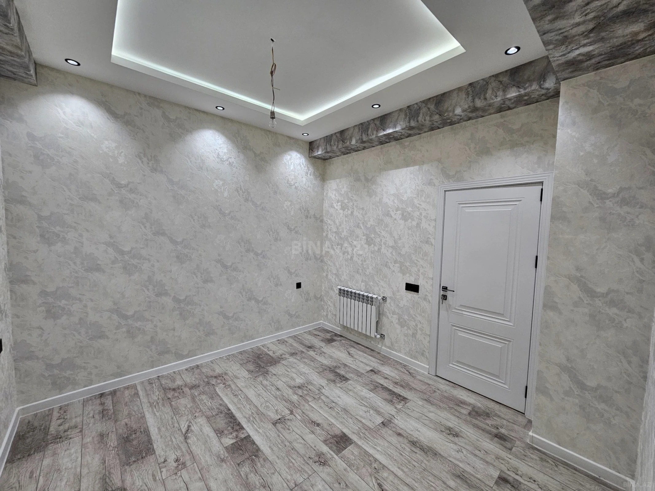 Satılır 3 otaqlı mənzil 68.5 m²