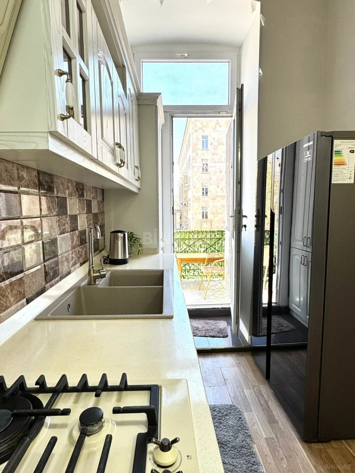 Kirayə verilir 2 otaqlı mənzil 46 m²