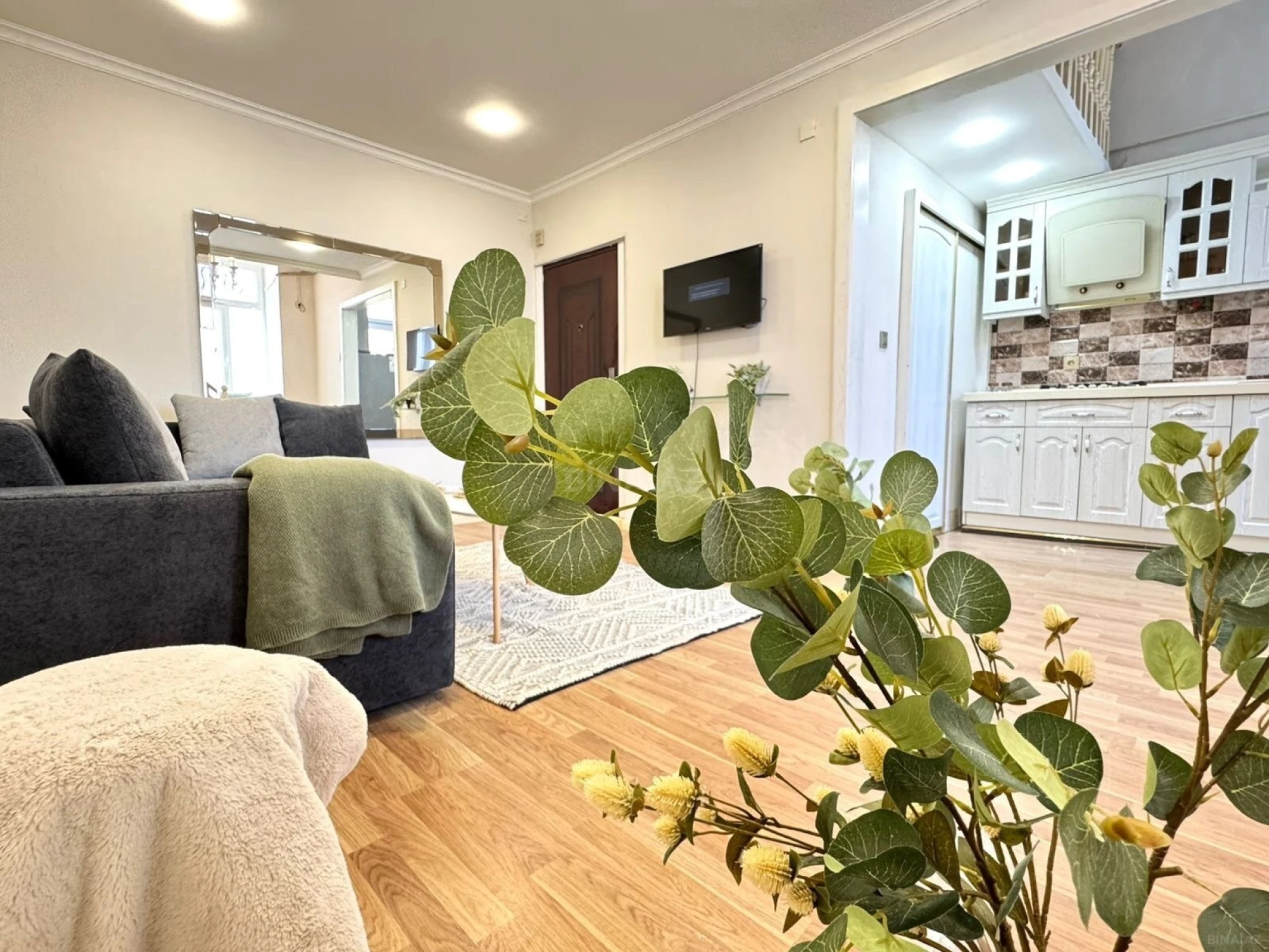 Kirayə verilir 2 otaqlı mənzil 46 m²