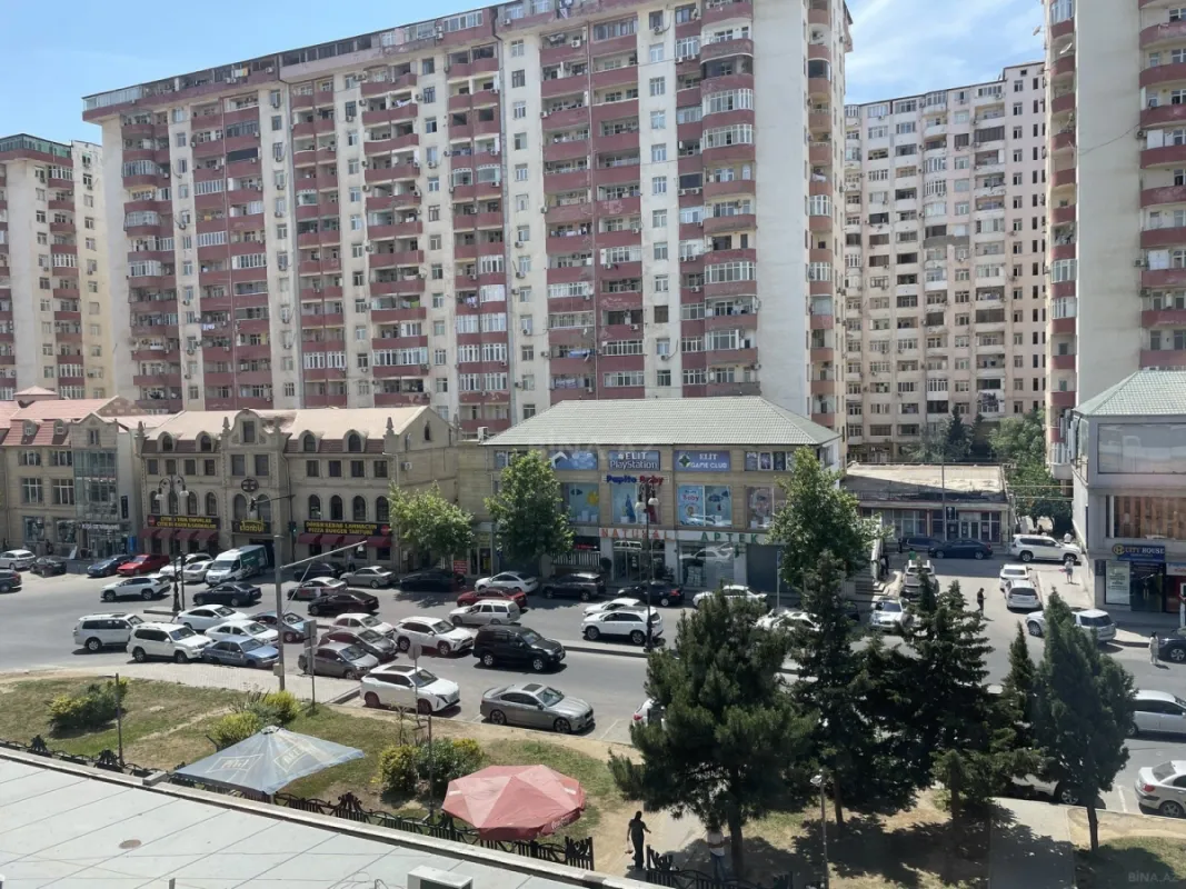 Kirayə verilir 3 otaqlı mənzil 108 m²