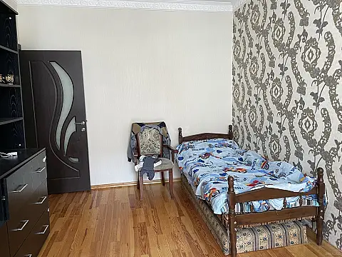 Kirayə verilir 3 otaqlı mənzil 108 m²