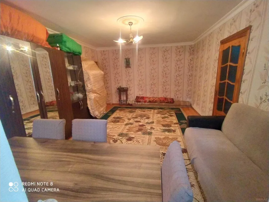 Satılır 2 otaqlı mənzil 52 m²
