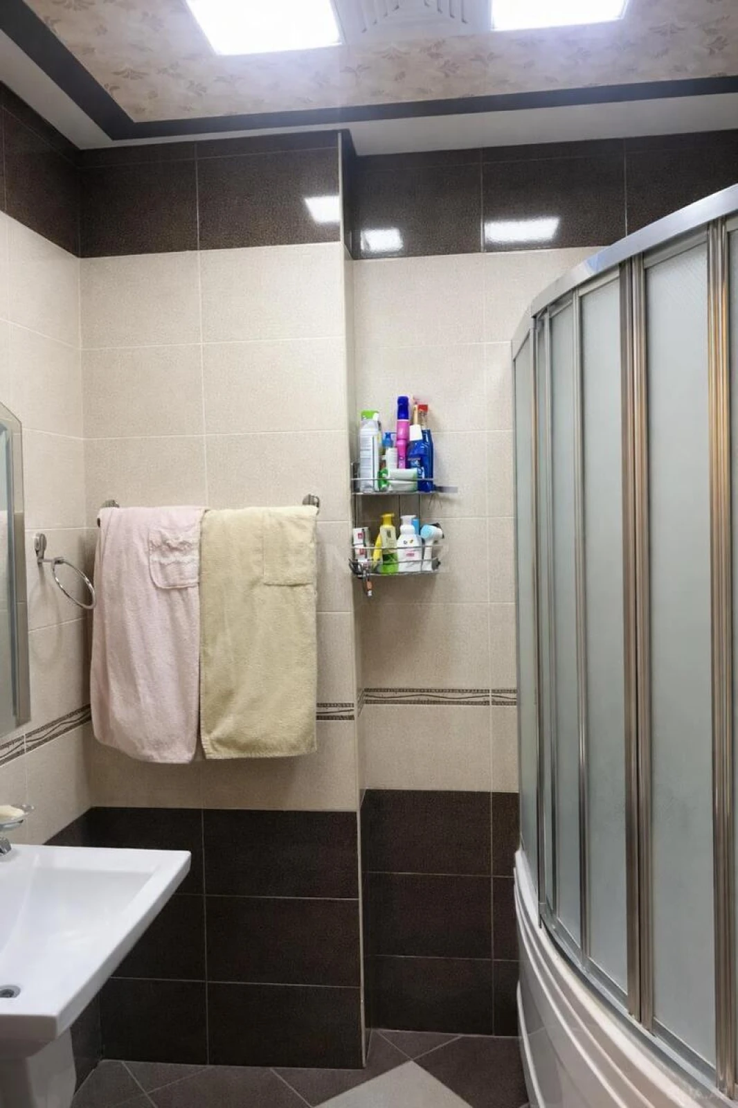 Satılır 2 otaqlı mənzil 101 m²