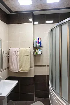Satılır 2 otaqlı mənzil 101 m²