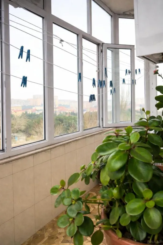 Satılır 2 otaqlı mənzil 101 m²