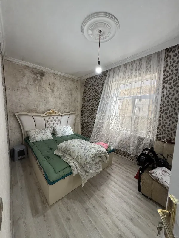 Satılır 1 otaqlı həyət evi 30 m²