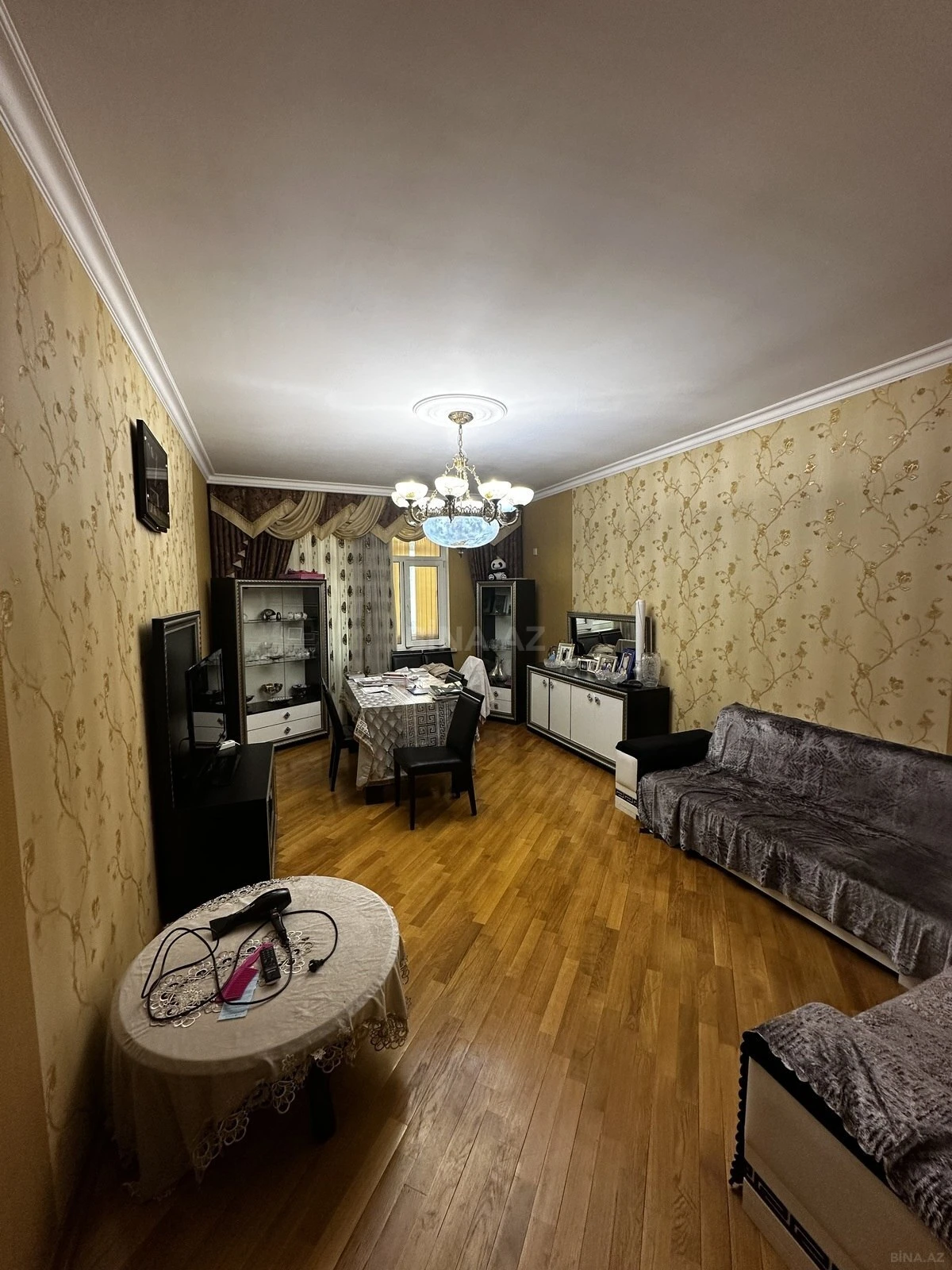 Satılır 2 otaqlı mənzil 105 m²