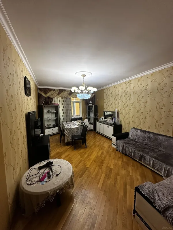 Satılır 2 otaqlı mənzil 105 m²