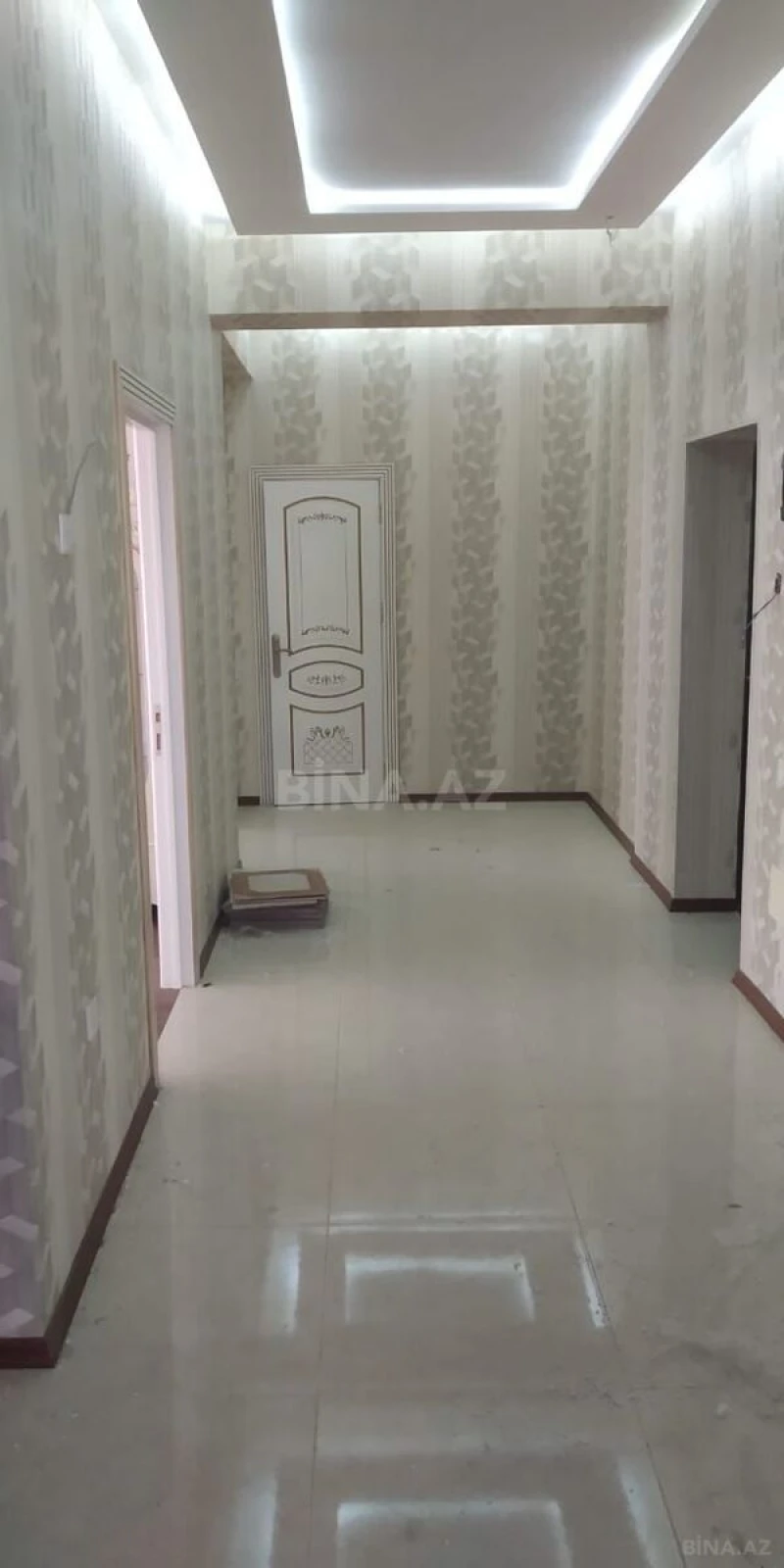 Kirayə verilir 3 otaqlı mənzil 137 m²