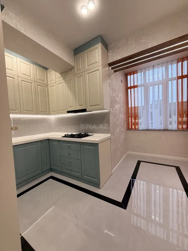 Satılır 2 otaqlı mənzil 84 m²