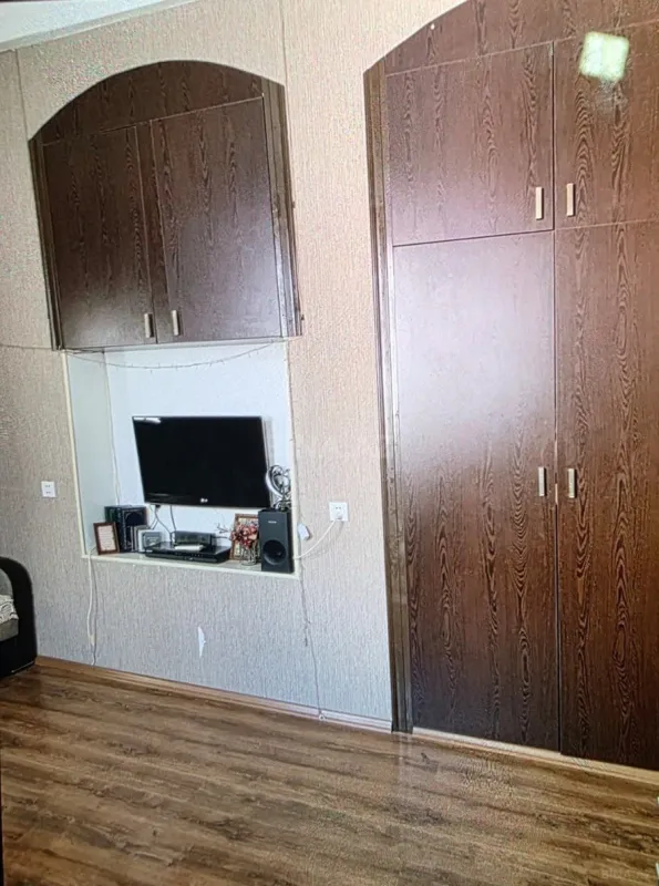Kirayə verilir 2 otaqlı mənzil 45 m²