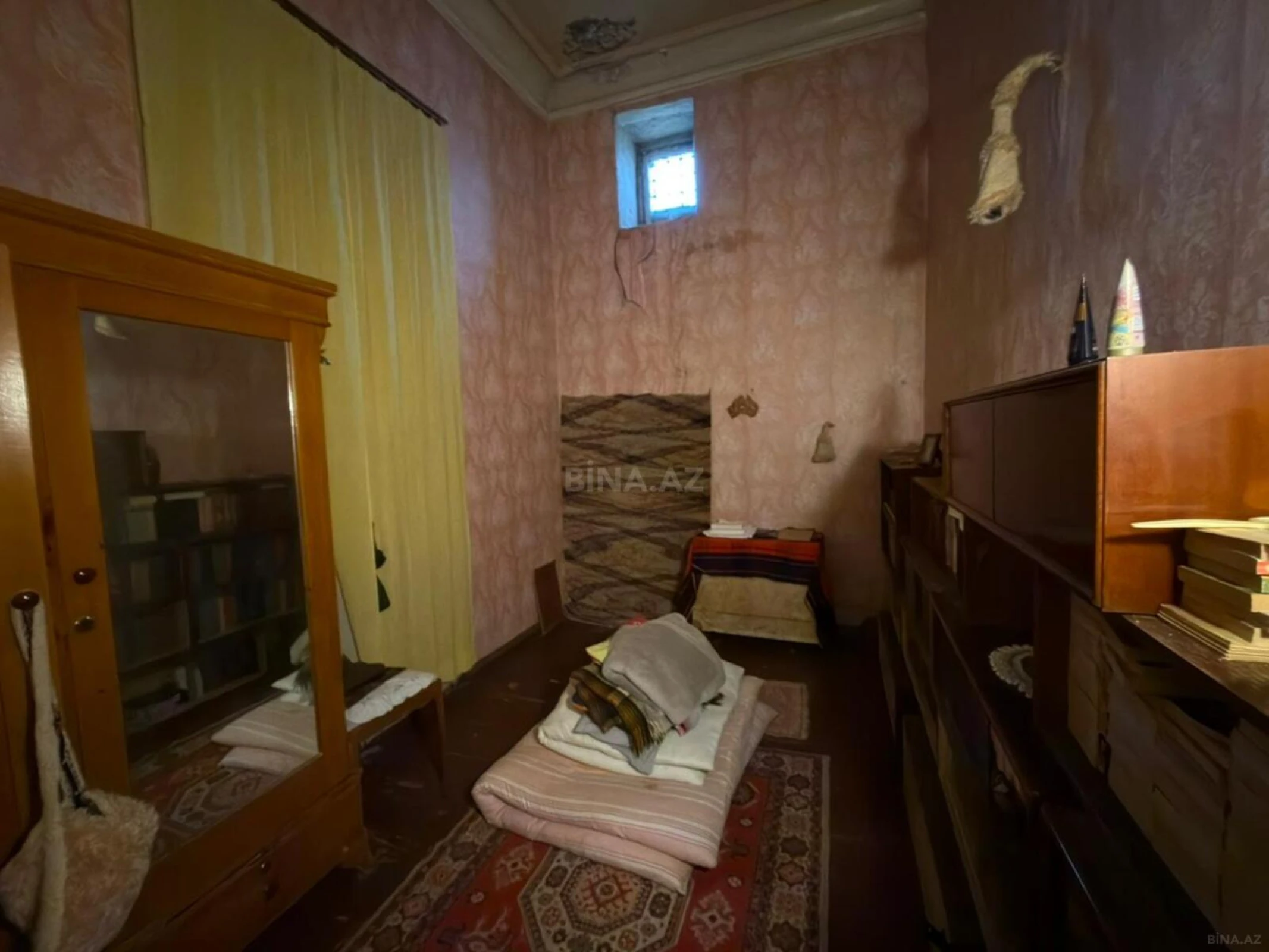 Satılır 4 otaqlı mənzil 75 m²