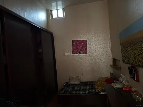 Satılır 4 otaqlı mənzil 75 m²