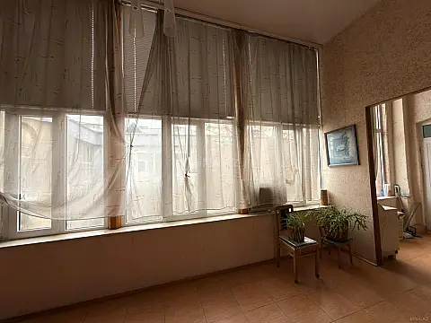 Satılır 4 otaqlı mənzil 75 m²