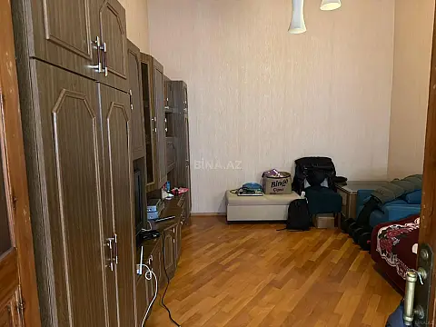 Satılır 4 otaqlı mənzil 75 m²