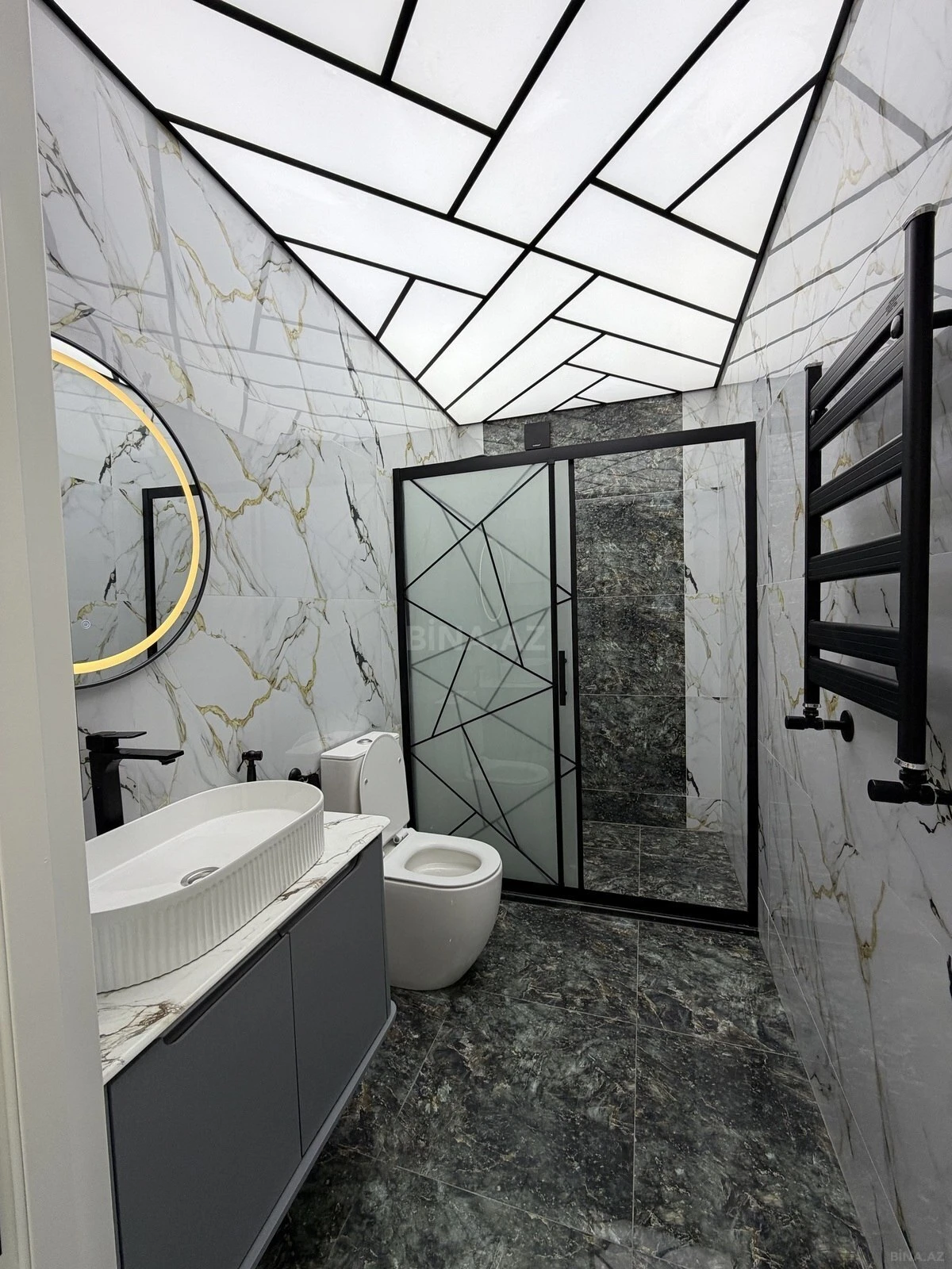 Satılır 3 otaqlı mənzil 96 m²