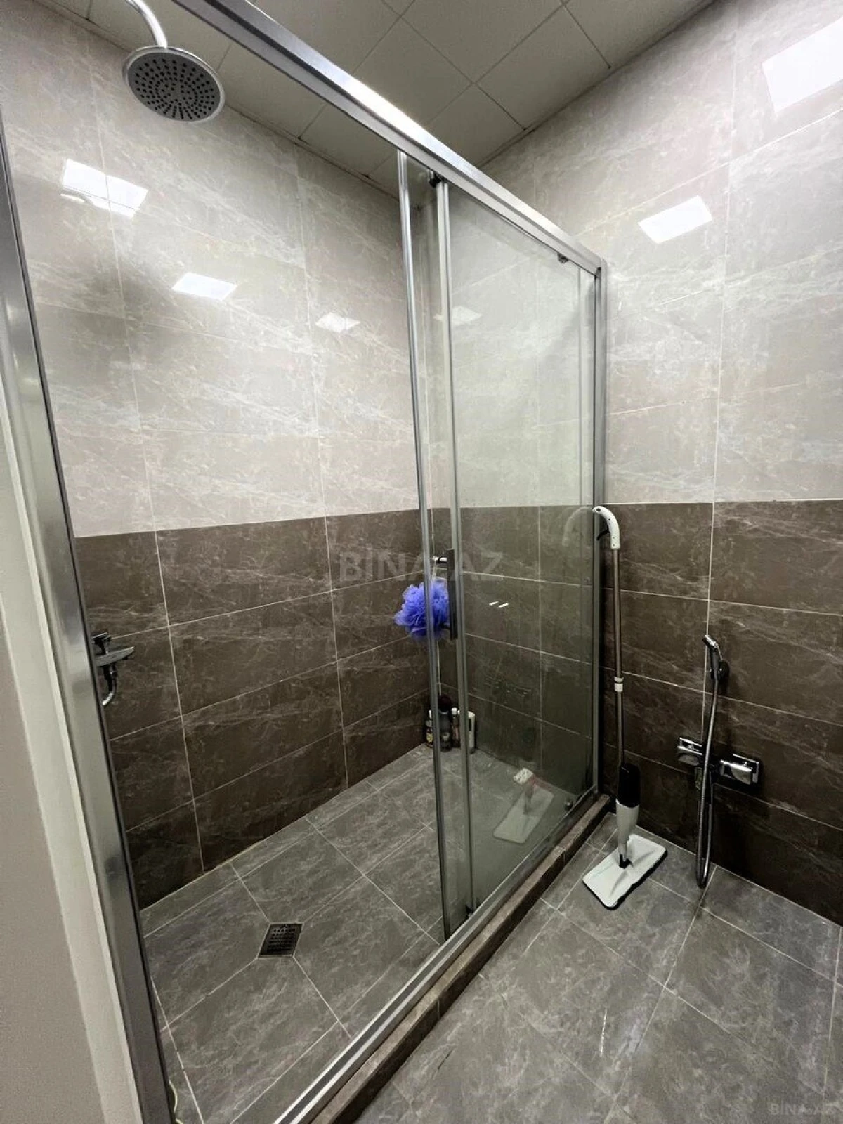 Satılır 2 otaqlı mənzil 80 m²