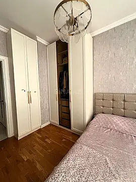 Satılır 2 otaqlı mənzil 80 m²